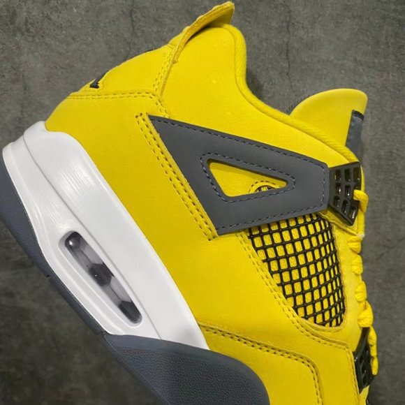 Air Jordan AJ4 Retro - Picture 5 of 9